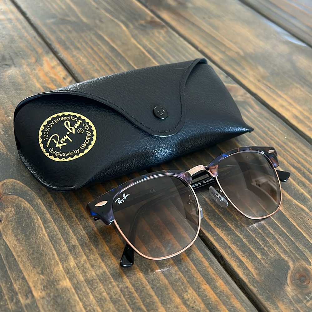 Ray Ban Clubmaster RB3016 Sunglasses Fleck